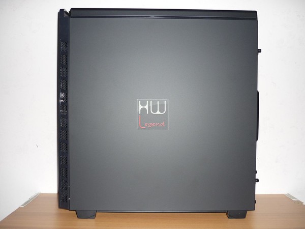 NZXT_H440_Special_Edition_-_Uno_sguardo_allesterno_-_5