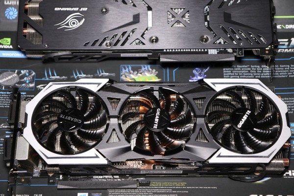 Roberto_Sannino_e_GIGABYTE_G1_Gaming_GeForce_GTX_980_Ti_-_1a