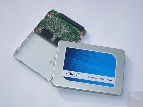 023-crucial-bx200-ssd-foto-ssd-smontaggio