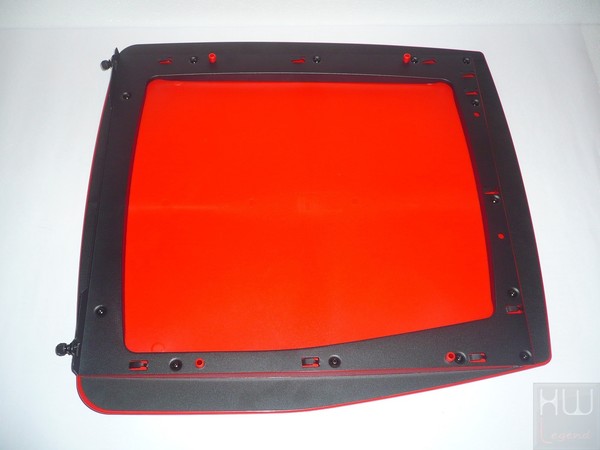 039-nzxt-manta-itx-foto-case-paratia-destra