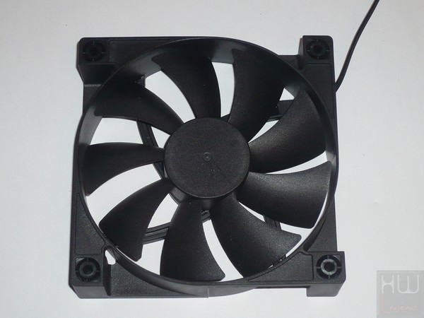 076-nzxt-manta-itx-foto-case-dettaglio-ventole