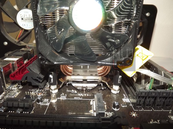 Cooler_Master_Hyper_TX3i_-_Intallazione_4