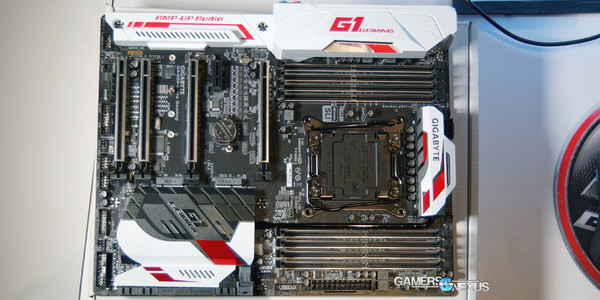 Gigabyte_GA-X99_Ultra_Gaming_Motherboard