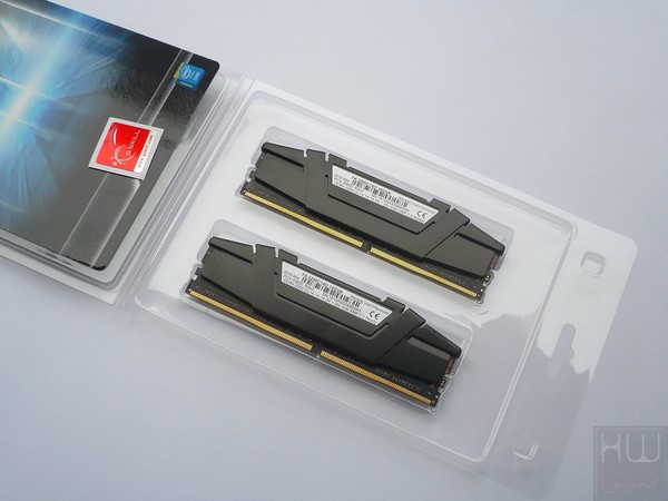 010-gskill-ripjaws-v-ddr4-foto-confezione-interno