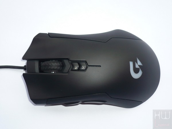 041-gigabyte-xm300-mouse-foto-particolare-vista-alto