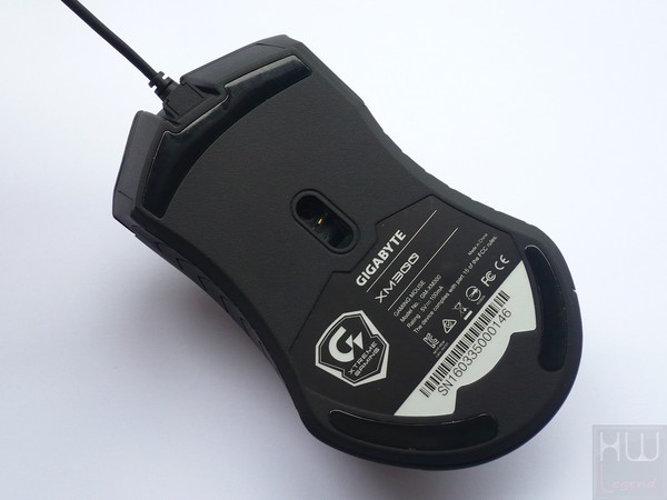 044-gigabyte-xm300-mouse-foto-particolare-lato-posteriore