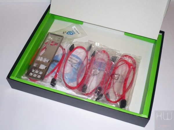 019-supermicro-c7z170-oce-foto-confezione-interno