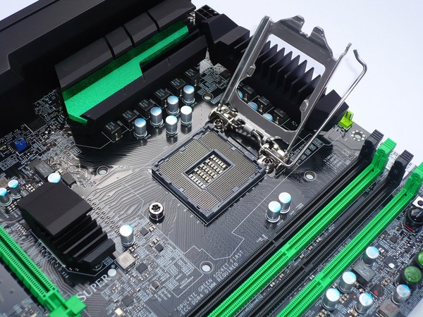 029-supermicro-c7z170-oce-foto-scheda-zona-socket