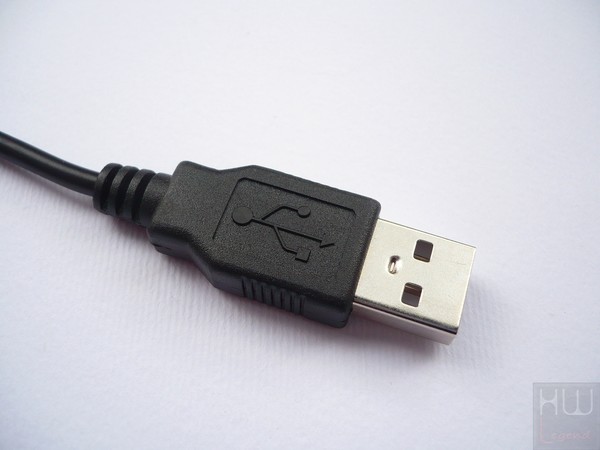 057-coolermaster-devastator2-foto-mouse-particolare-cavo-conn-usb