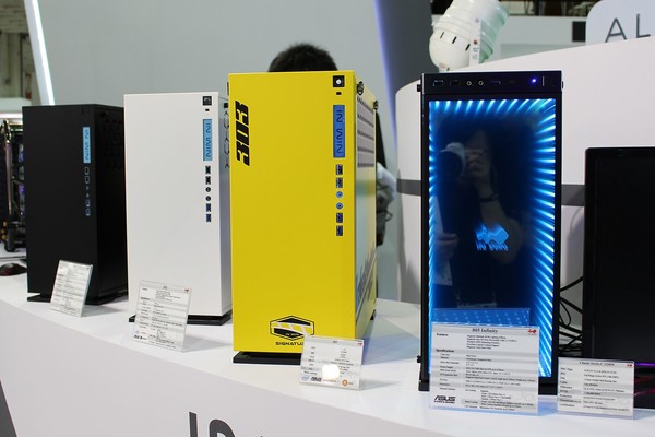In_Win_Computex_2016_-_22
