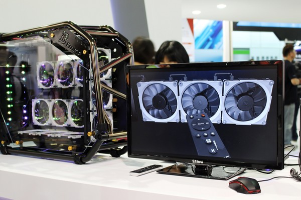 In_Win_Computex_2016_-_27