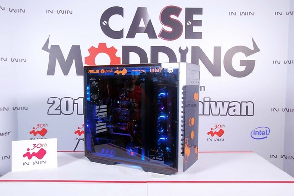 In_Win_Computex_2016_-_6