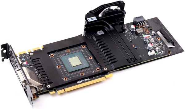 Inno3D_GeForce_GTX_1070_-_9a
