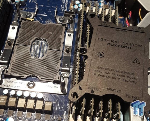 Intel_socket_LGA_3647