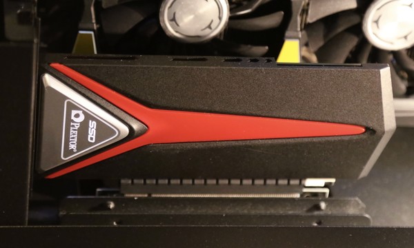 Plextor_Computex_2016_-_1