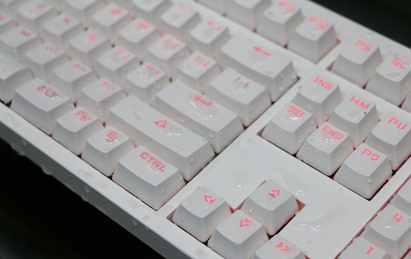 Tesoro_Computex_2016_-_4