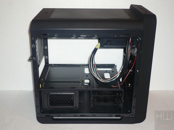 044-itek-eclipse-gaming-cube-foto-case-interno-fronte
