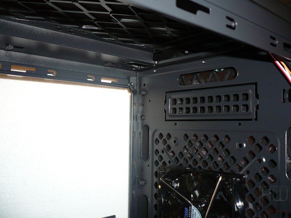052-itek-eclipse-gaming-cube-foto-case-cestello-5.25-rimosso