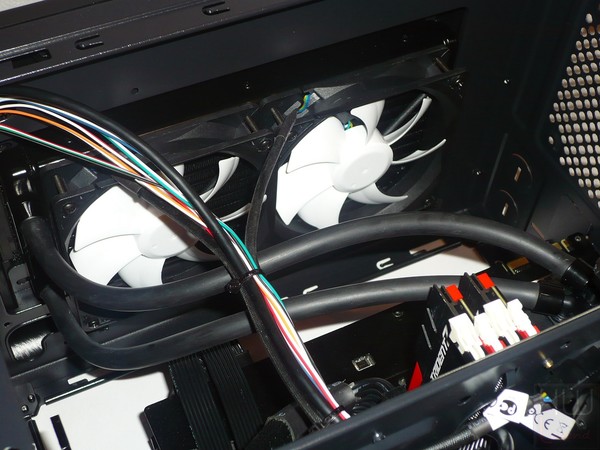 065-itek-eclipse-gaming-cube-foto-case-montaggio-componenti-kit-aio