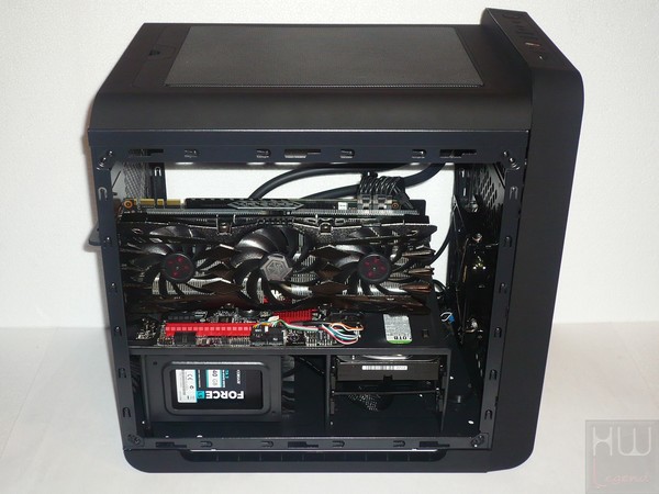 071-itek-eclipse-gaming-cube-foto-case-montaggio-componenti-risultato-finale