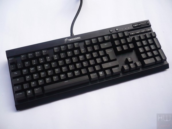 026-corsair-k70-rapidfire-foto-tastiera-varie