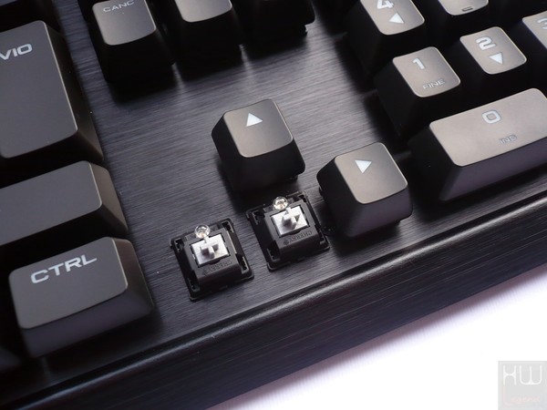 046-corsair-k70-rapidfire-foto-tastiera-particolare-tasti