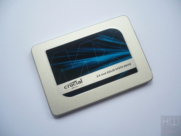 014-crucial-mx300-ssd-foto-fronte-varie