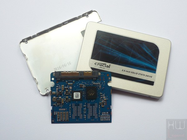 024-crucial-mx300-ssd-foto-apertura-ssd