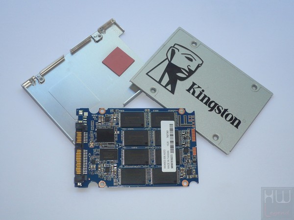 026-C-kingston-uv400-foto-ssd-smontato