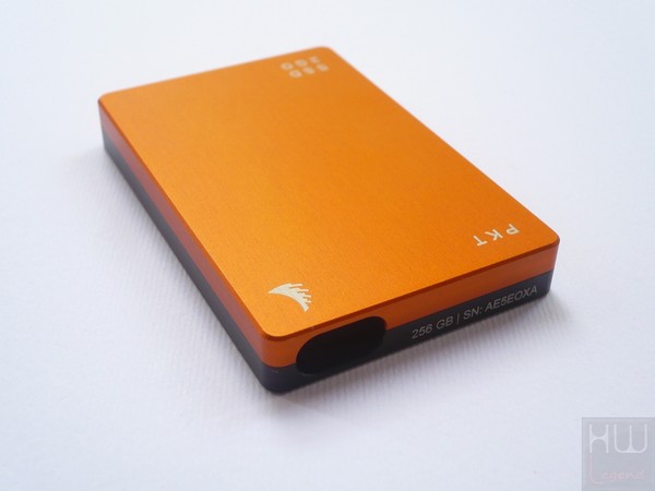 042-angelbird-ssd2go-pkt-256gb-foto-connettore