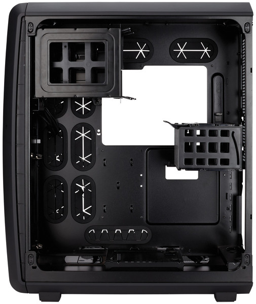 Corsair_Air_740_-_3