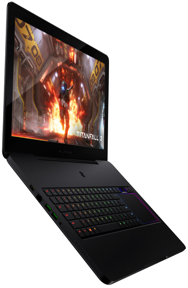 Razer_Blade_Pro_da_17_pollici_-_2