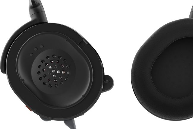 SteelSeries_Arctis__-_5