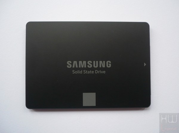 017a-samsung-750evo-ssd-foto-ssd-fronte-varie