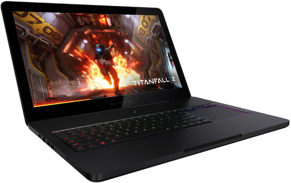 Razer_Blade_Pro_da_17_pollici_-_1