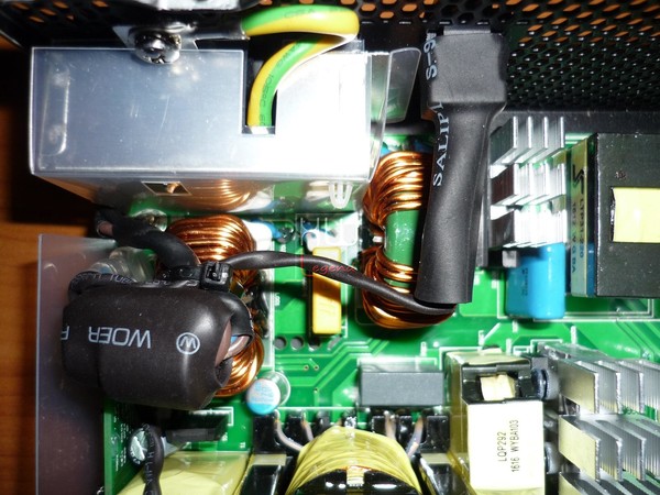 Seasonic_PRIME_Titanium_750W_-_Analisi_Interna_-_3