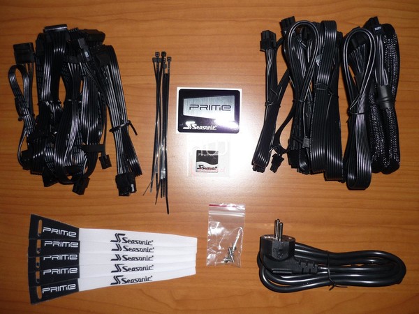 Seasonic_PRIME_Titanium_750W_-_Confezione_e_Bundle_-_11