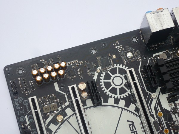 048-asrock-x99-taichi-foto-scheda-comparto-audio-purity-sound-3