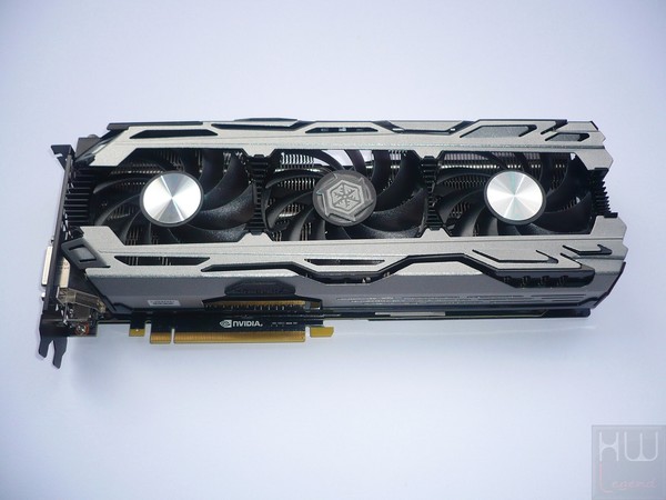 065-inno3d-gtx1070-ichill-foto-scheda-fronte-varie