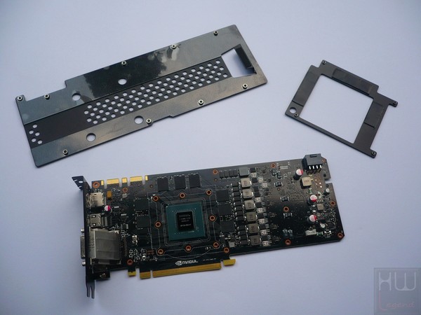 089-inno3d-gtx1070-ichill-foto-scheda-smontaggio-dissipatore