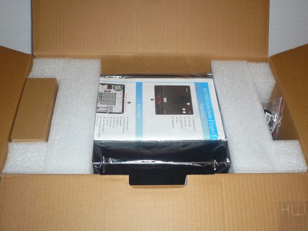 009-shuttle-sz170r8-foto-confezione-interno