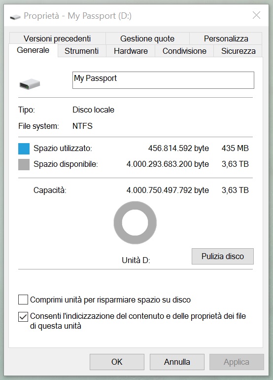 Western_Digital_My_Passport_-_Crystal_Disk_Info_e_Capacit_del_disco_-_1