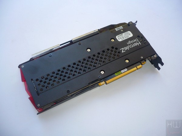 061-inno3d-gtx1060-foto-scheda-retro-varie