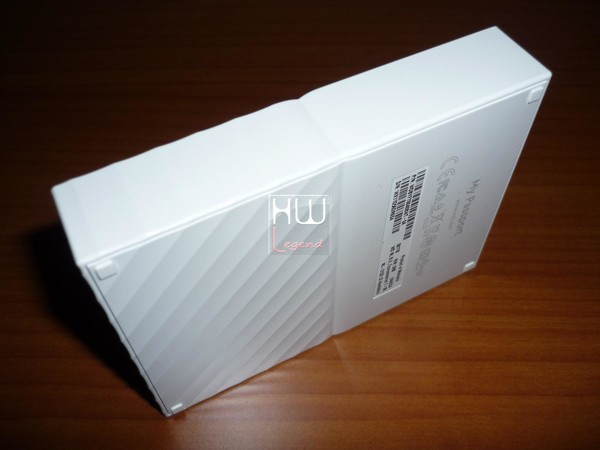 Western_Digital_My_Passport_-_Uno_sguardo_da_vicino_-_9