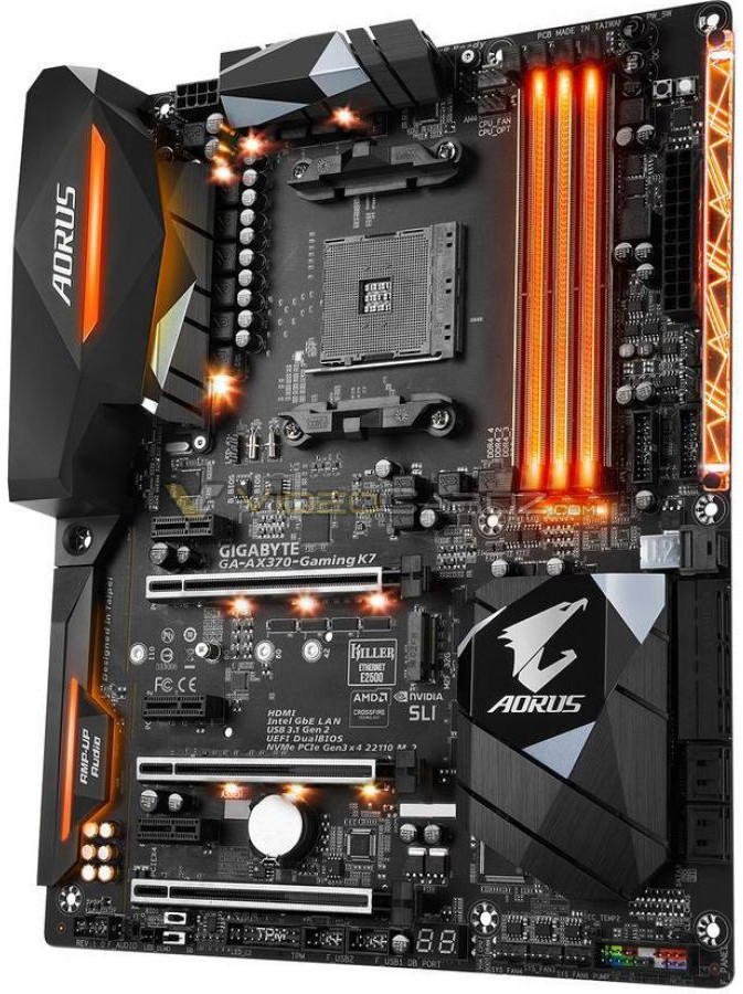 Gigabyte_AX-370-Gaming_K7_-_1