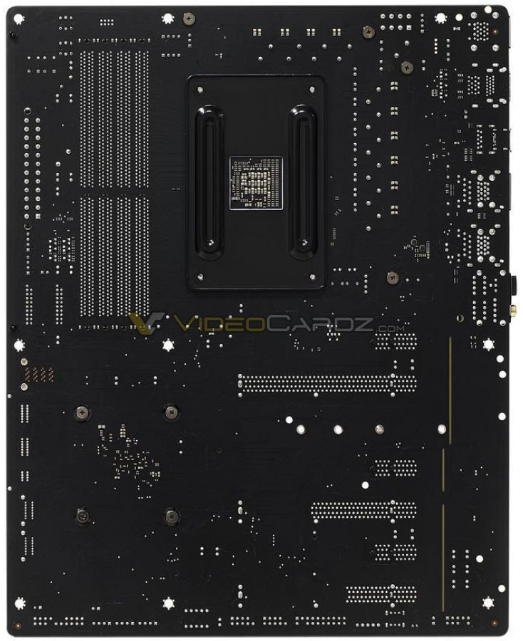 Gigabyte_AX-370-Gaming_K7_-_3
