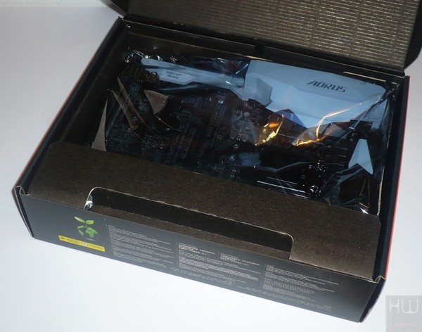 019-gigabyte-z270x-gaming7-foto-confezione-interno