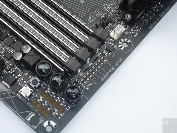 037-gigabyte-z270x-gaming7-foto-scheda-particolare-punti-lettura-tensioni