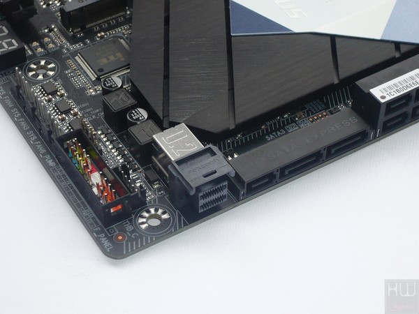 045-gigabyte-z270x-gaming7-foto-scheda-connettore-U2