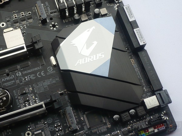 059-gigabyte-z270x-gaming7-foto-scheda-particolare-dissipatore-pch-z270-express